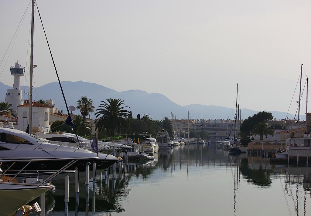 Aptos. Comte D'Empuries エンプリアブラバ エクステリア 写真